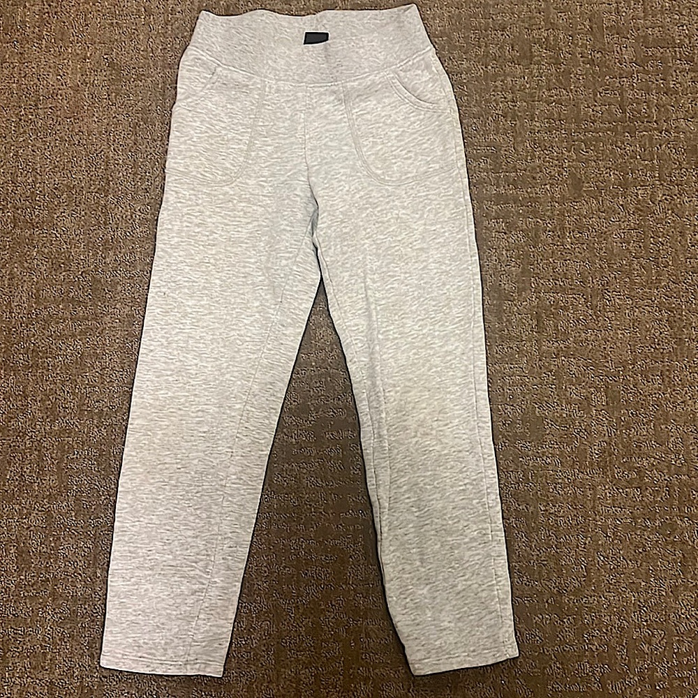 Athletic girls 7/8 sweats